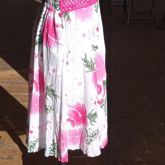 Pink and white floral crochet mixed media dress - Picture 5 of 11